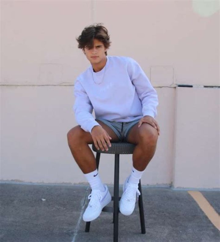 Garrison Hatley Height, Weight, Net Worth, Age, Birthday, Wikipedia, Who, Nationality, Biography