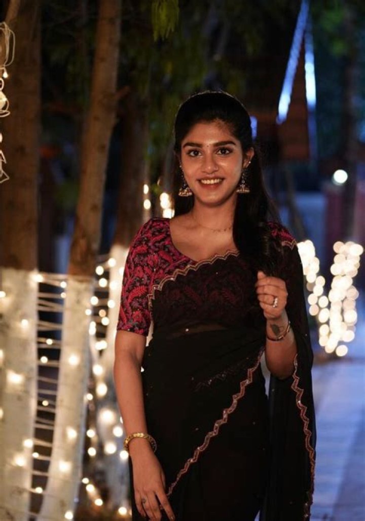 Gayathri Suresh Height, Weight, Net Worth, Age, Birthday, Wikipedia, Who, Instagram, Biography