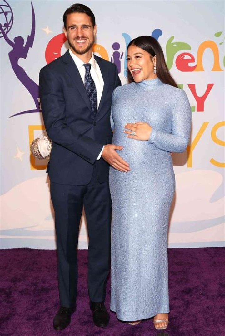 Gina Rodriguez | Pregnant With Her Husband Joe Locicero