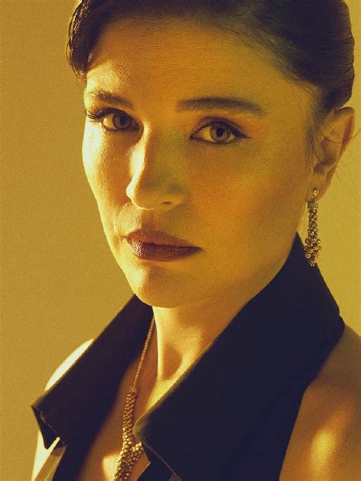 Gonca Vuslateri Height, Weight, Net Worth, Age, Birthday, Wikipedia, Who, Instagram, Biography