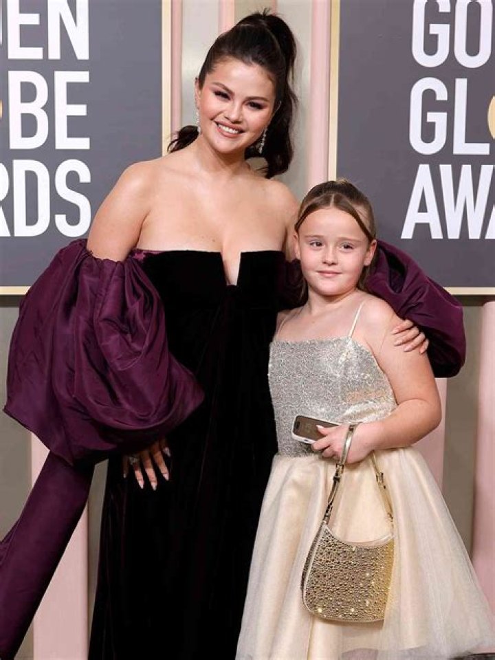 
Gracie Elliot Teefey Is Selena Gomez’s Little Sister and Her ‘Favourite Human’ 