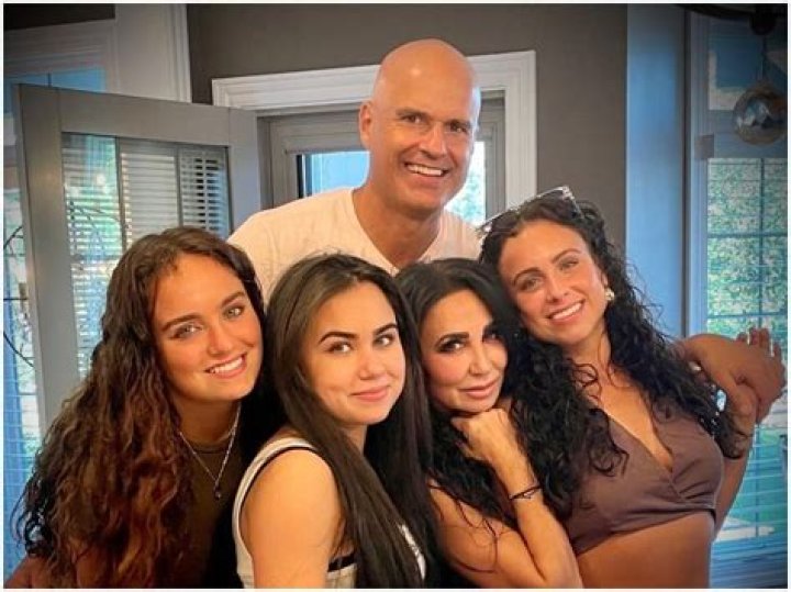 Gracie Nourbash Height, Weight, Net Worth, Age, Birthday, Wikipedia, Who, Nationality, Biography