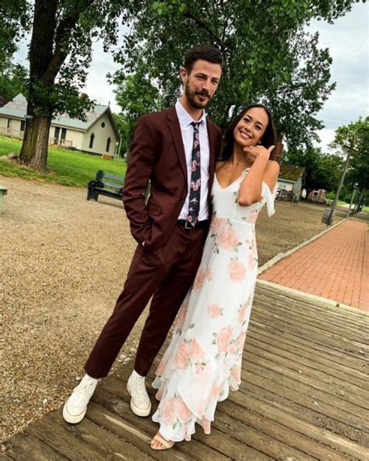 Grant Gustin’s Wife Andrea Thoma’s Wiki: Children, Net Worth, Age