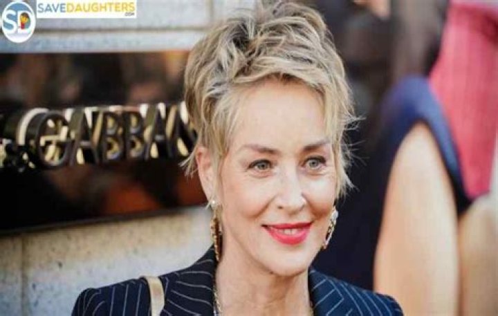 
Hannah Sanders Height, Weight, Net Worth, Age, Wiki, Who, Instagram, Biography 
