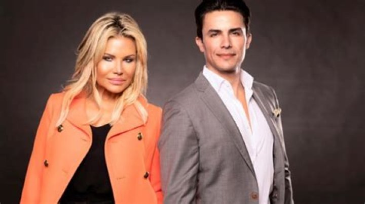 Has Lisa Helou Had Plastic Surgery? Meet Gio Helou’s Mother From Selling The OC ‘Netflix’