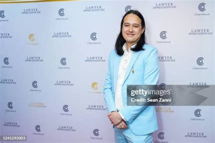 Hoan Ton-That Height, Weight, Net Worth, Age, Birthday, Wikipedia, Who, Nationality, Biography