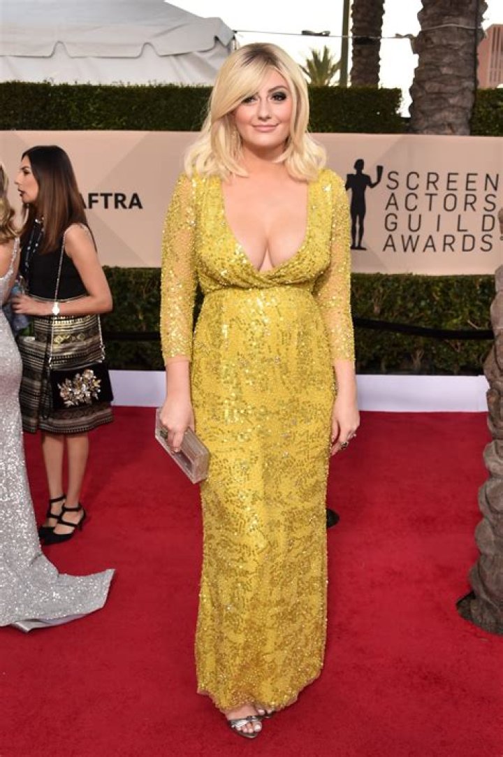 Holly Curran Height, Weight, Net Worth, Age, Birthday, Wikipedia, Who, Nationality, Biography