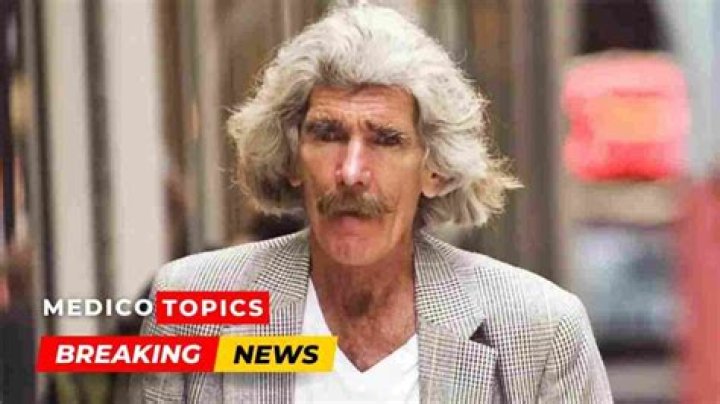 
How did Joseph Kromelis die? Chicago’s Walking Man cause of death explained 