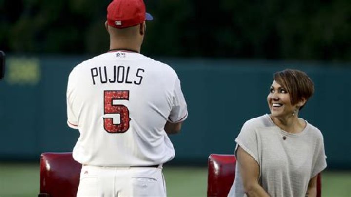 
How Old Is Deidre Pujols? Albert Pujols’s Wife Is Living A Fun Life After Divorce With The MLB Icon 