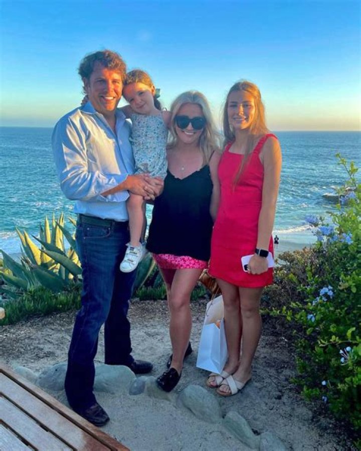 
How Old Is Jamie Schmitt? Everything On Eric Schmitt Wife And Children 