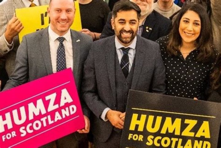 
Humza Yousaf Net Worth: Earnings of Scotland’s New First Minister Explored 