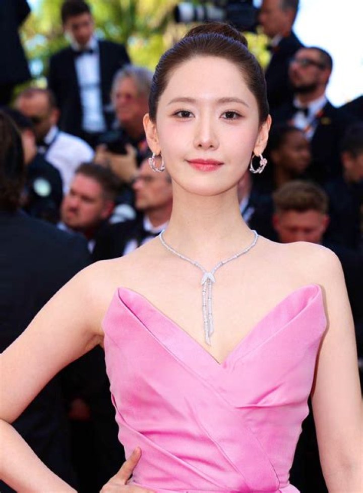 Im Yoon Ah Height, Weight, Net Worth, Age, Birthday, Wikipedia, Who, Instagram, Biography