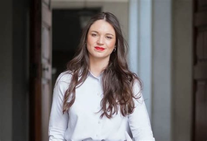 Irina Karamanos Height, Weight, Net Worth, Age, Birthday, Wikipedia, Who, Nationality, Biography