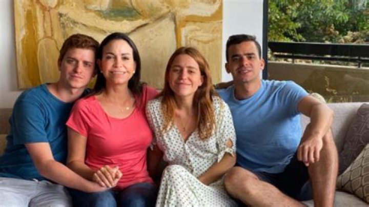 
Is Dixon Machado Related To Manny Machado? Parents & Family – Does He Have A Brother? 