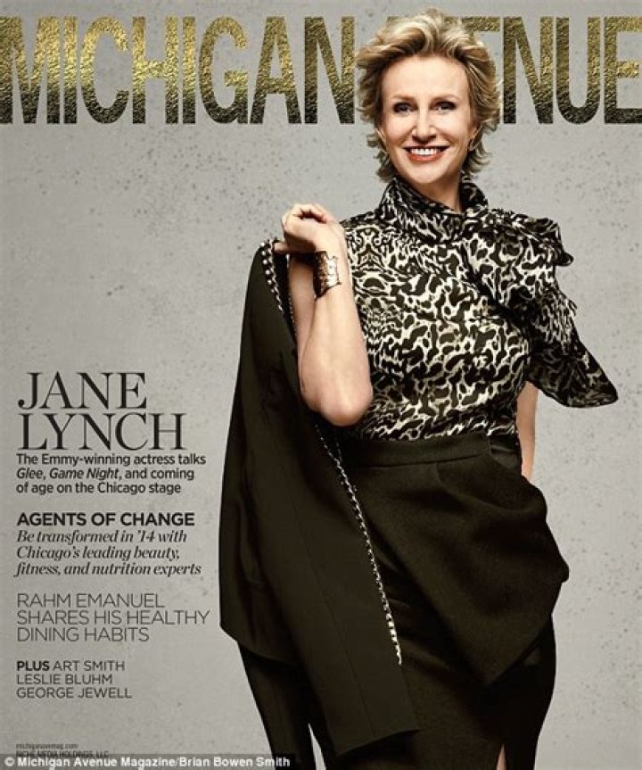
Is Jane Lynch Gay? Get More Information! 