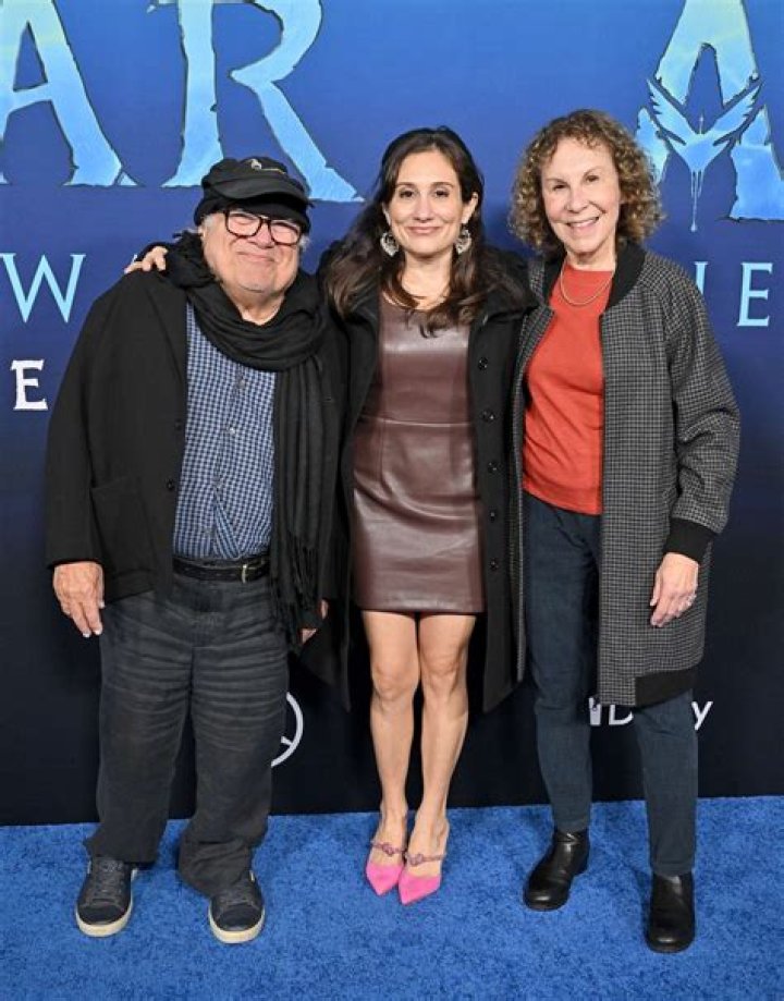 Is Lindsey Pearlman Related To Ron Perlman? Parents And Siblings – Are They Family?