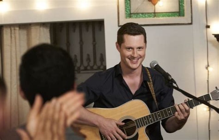 Is Noah Reid Gay and is Clare Stone His Wife?