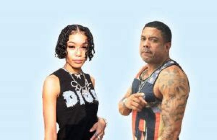 
Is Ray Benzino Married to wife? Or Dating a Girlfriend? 