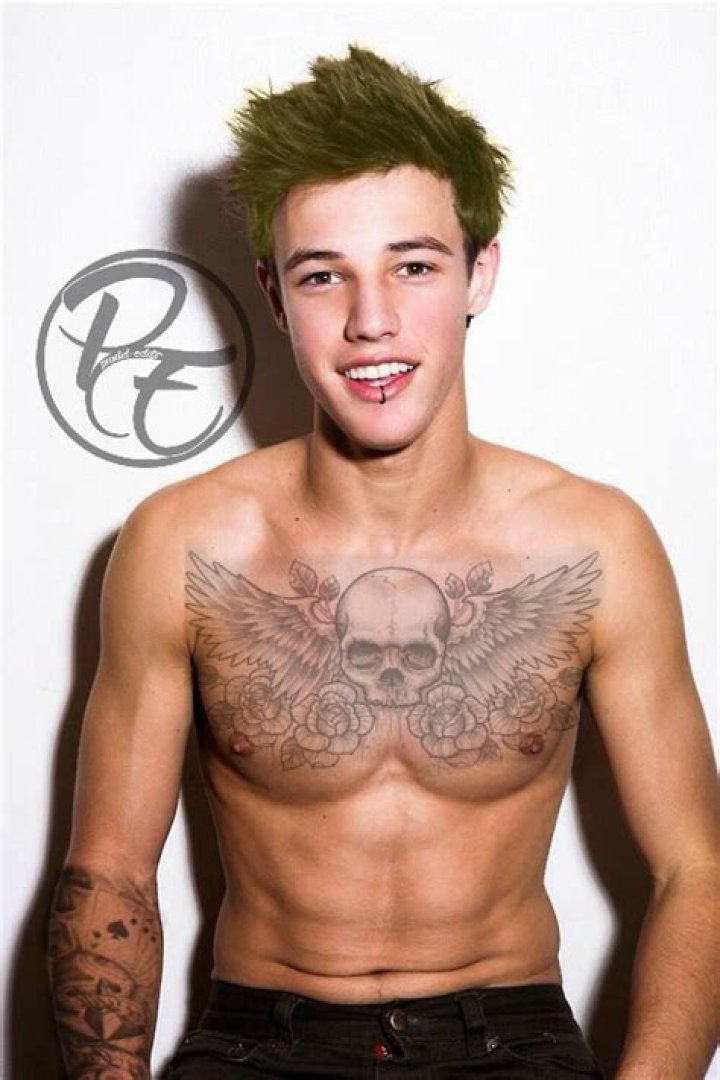 
Is Sam Pottorff Married? Age, Wife, Diabetes, Ethnicity, Net worth 