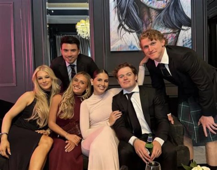 
Is Samuel Montembeault Married? Details About His Conjointe And Salary 