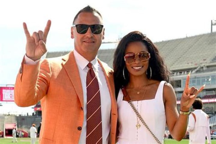 Is Steve Sarkisian Married? Is Steve Sarkisian Have Kids?