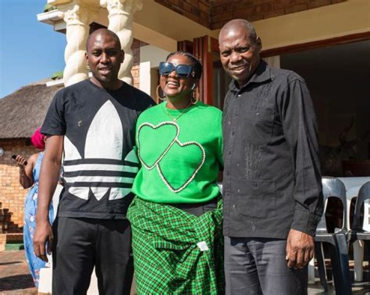 
Is Zweli Mkhize Biological Father Of Shauwn Mkhize? Her Real Parents And Family Background Described 