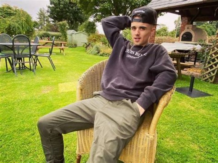 Jake Mitchell Height, Weight, Net Worth, Age, Birthday, Wikipedia, Who, Nationality, Biography