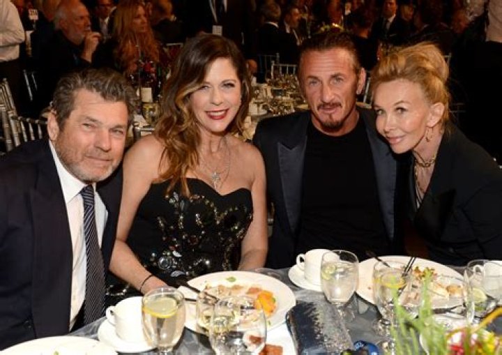 Jann Wenner Height, Weight, Net Worth, Age, Birthday, Wikipedia, Who, Nationality, Biography