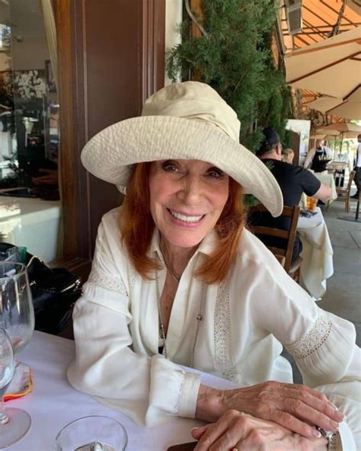 Jobee Ayers Height, Weight, Net Worth, Age, Birthday, Wikipedia, Who, Instagram, Biography