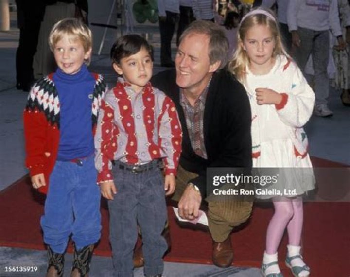 
John Lithgow Has 3 Children: Learn About Ian, Phoebe And Nathan Lithgow 