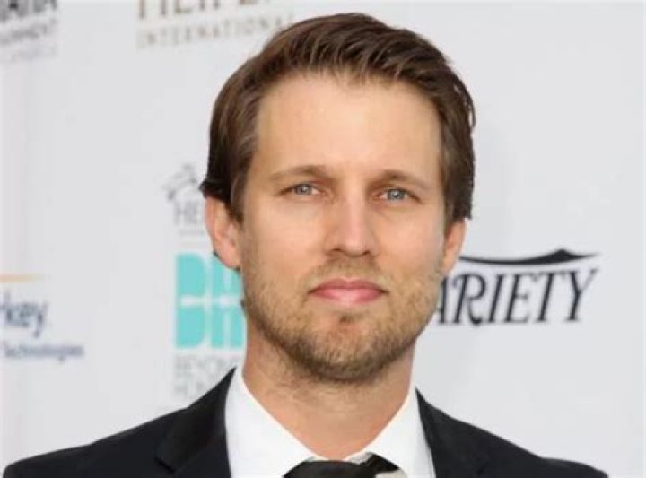 Jon Heder Height, Weight, Net Worth, Age, Birthday, Wikipedia, Who, Instagram, Biography