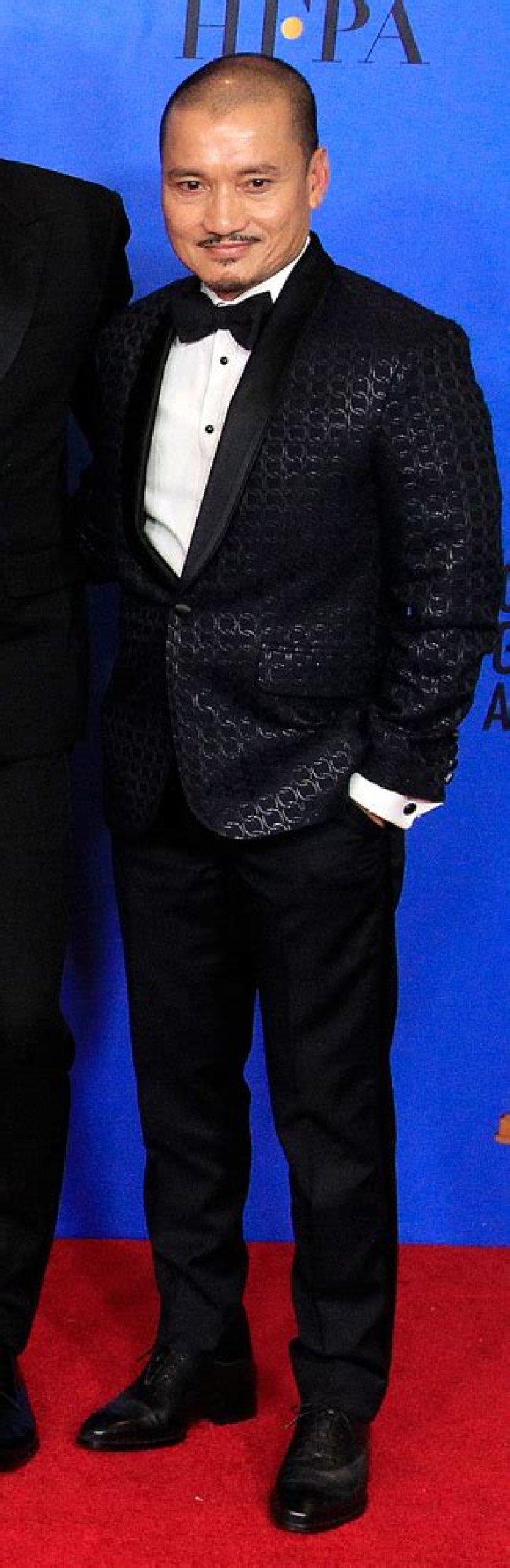 Jon Jon Briones Height, Weight, Net Worth, Age, Birthday, Wikipedia, Who, Instagram, Biography