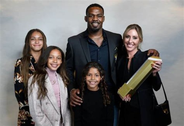 Jon Jones Wife: Is He Married? Relationship Timeline With Ex-Fiance Jessie Moses