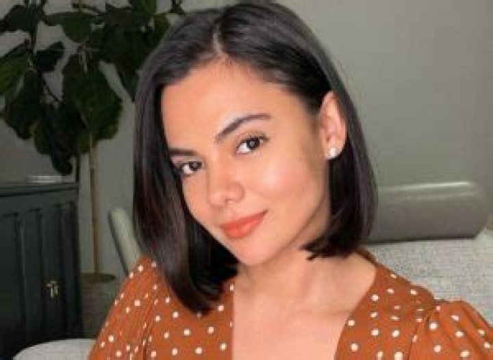 
Karen Gallman Height, Weight, Net Worth, Age, Birthday, Wikipedia, Who, Nationality, Biography 