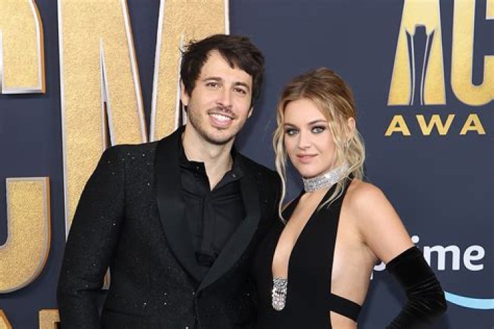
Kelsea Ballerini’s Divorce Husband Morgan Evans, After 5 Years Of Marriage 