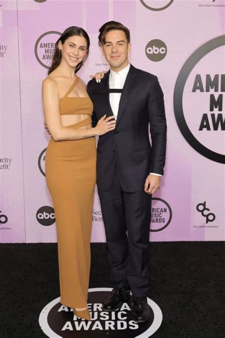 
Kelsey Kreppel Height, Weight, Net Worth, Age, Birthday, Wikipedia, Who, Nationality, Biography 