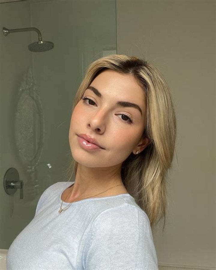 Kit Keenan Height, Weight, Net Worth, Age, Birthday, Wikipedia, Who, Instagram, Biography