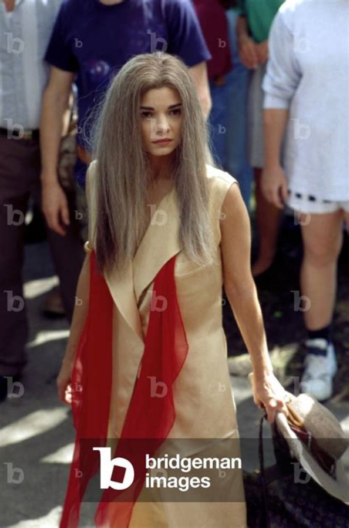 Laura San Giacomo Height, Weight, Net Worth, Age, Birthday, Wikipedia, Who, Nationality, Biography