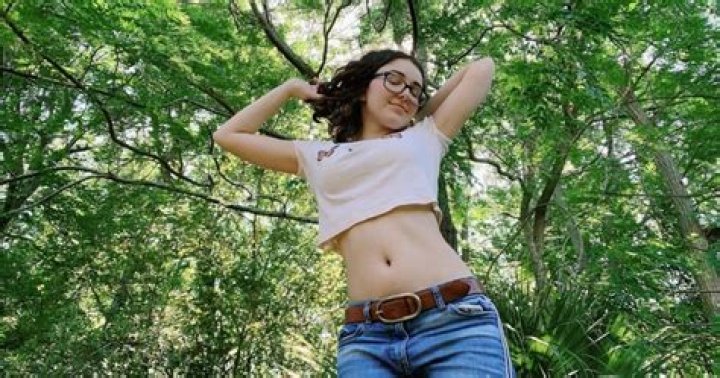 Leana Lovings Height, Weight, Net Worth, Age, Birthday, Wikipedia, Who, Nationality, Biography