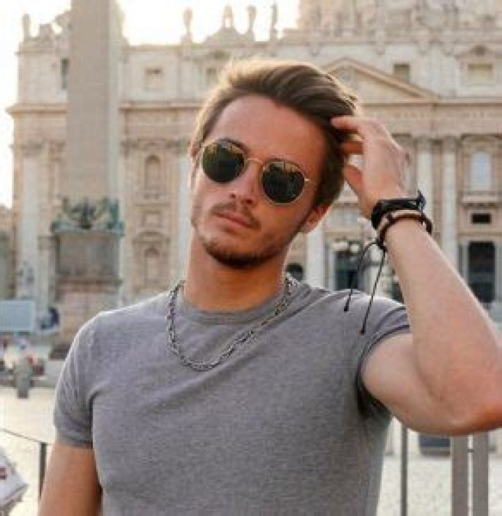 Leonardo Cecchi Height, Weight, Net Worth, Age, Birthday, Wikipedia, Who, Nationality, Biography