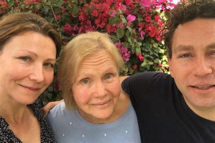 
Let’s Talk about Anita Hegh Married Life, Including her First Partner to Pregnancy Journey 