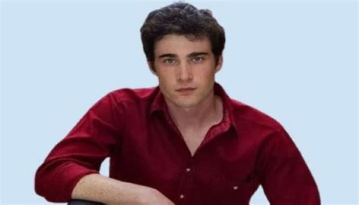 Levi Fiehler Height, Weight, Net Worth, Age, Birthday, Wikipedia, Who, Instagram, Biography