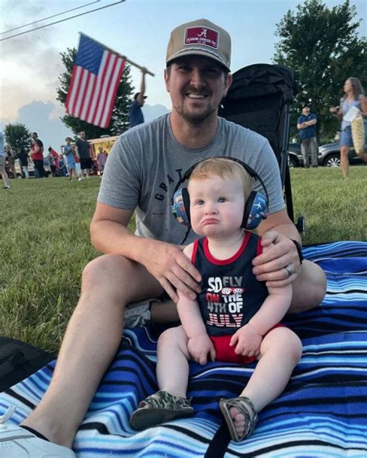 Lukas Nelson Height, Weight, Net Worth, Age, Birthday, Wikipedia, Who, Nationality, Biography