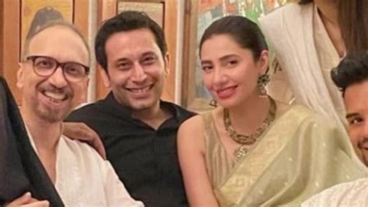 
Mahira Khan New Husband: Is She Married To Salim Karim? Kids family And Net Worth 
