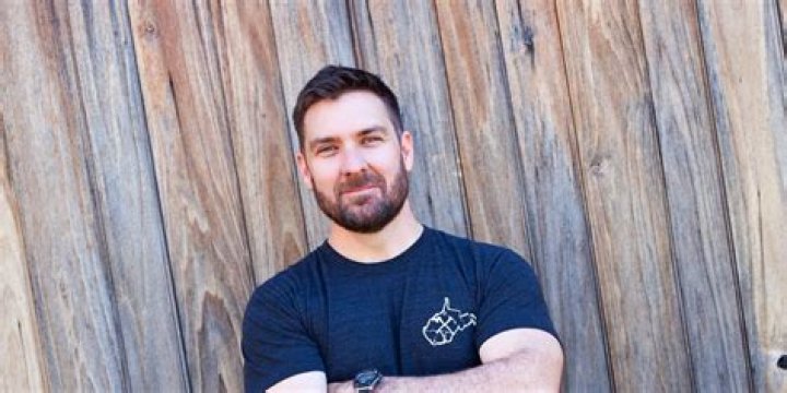 Mark Bowe’s Wiki, Age, Net Worth, Wife Cindy Lavender-Bowe‏