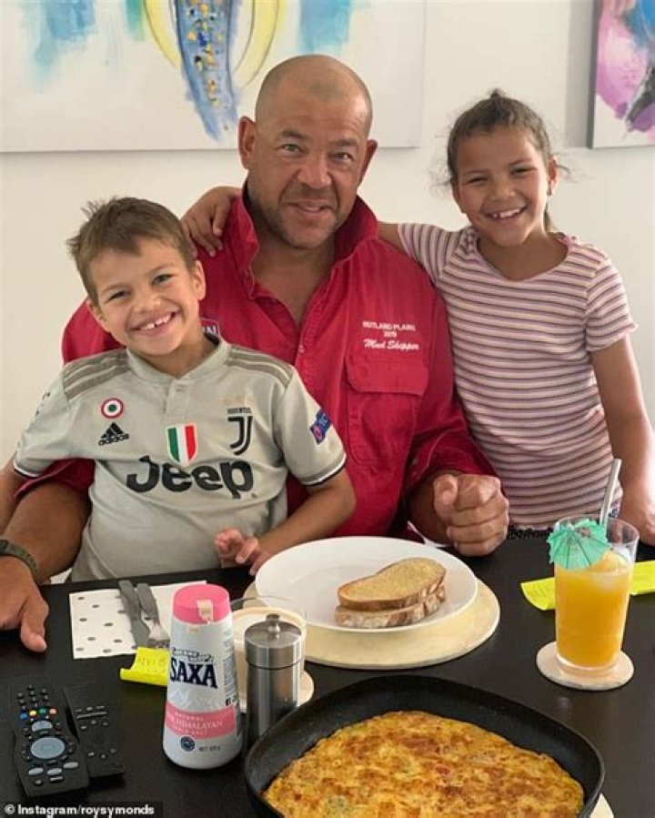 
Meet Chloe Symonds On Instagram, Andrew Symonds Daughter Is Beautiful As She Mourns The Passing Of Her Father 