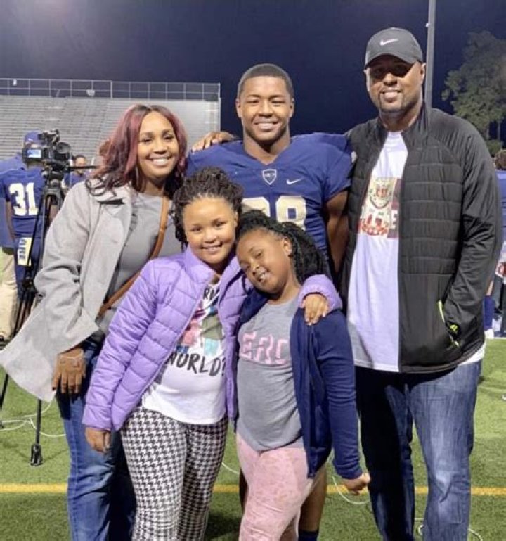 Meet Isaiah Spiller Parents Fred And Lesha Spiller- The Football Running Back Followed His Father’s Footsteps