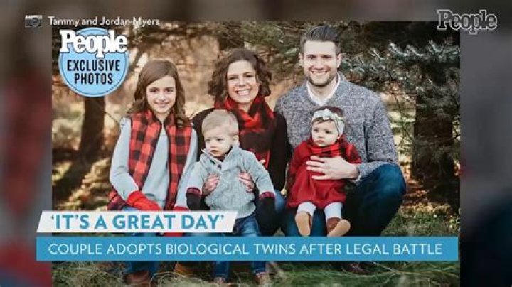 
Mich. Parents Officially Adopt Their Biological Children After Lengthy Legal Battle: ‘It’s a Great Day’ 