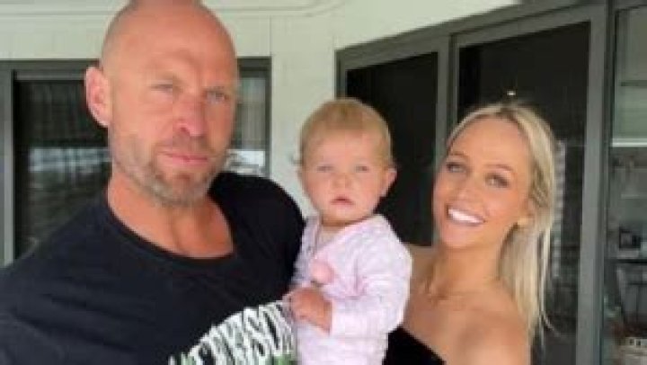
Mikayla Graetz, Chad Cornes Wife-to-be, Daughter Wyn 