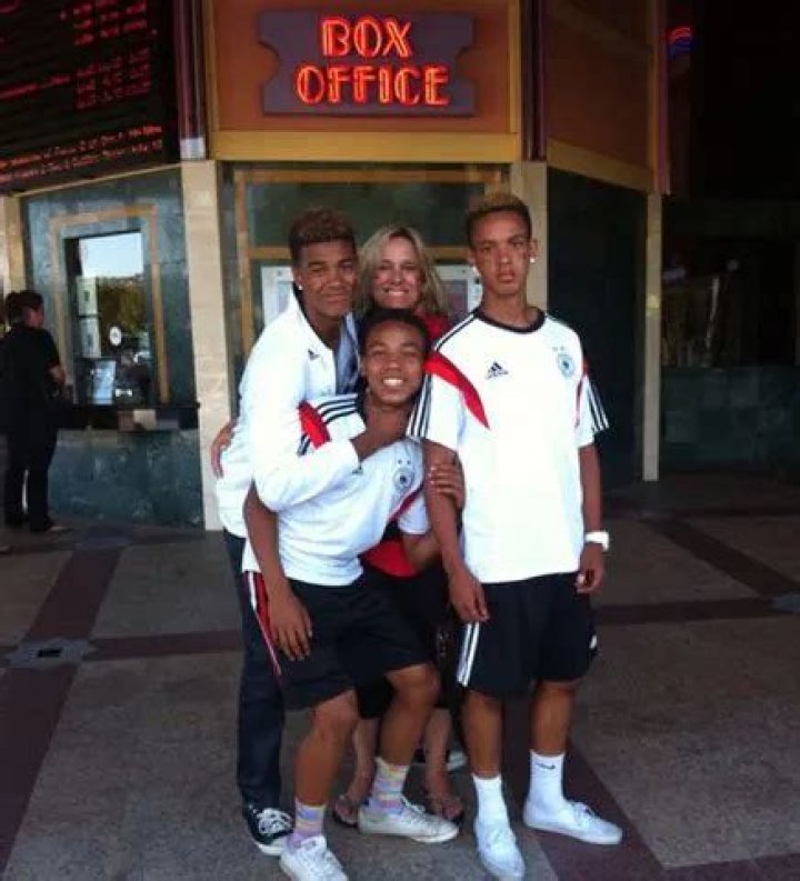 Miriam St Brown Height, Weight, Net Worth, Age, Birthday, Wikipedia, Who, Nationality, Biography